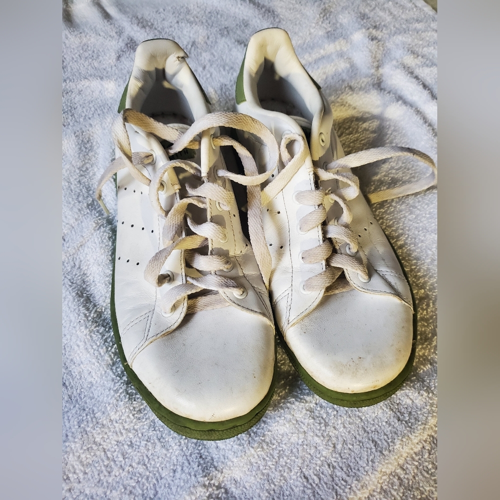 Adidas St an Smith White Sneakers Women's 5.5US